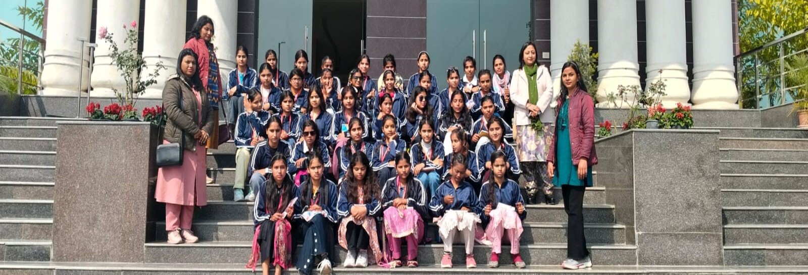  Rajkiya Kanya Inter Collegel 